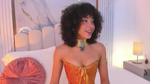 Snapshot of oshun_25 chatting on October 2, 2025, 12:23 pm Oshun  online show from October 2, 2025, 12:23 pm