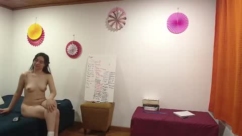 Angie  Daniela online show from December 12, 2024, 11:03 pm