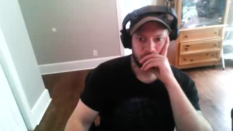 Snapshot of osiris_xxx chatting on June 18, 2026, 2:10 pm college beef online show from June 18, 2026, 2:10 pm