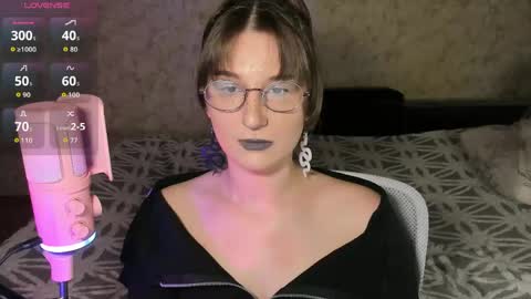 Leliana online show from April 14, 2026, 3:51 pm