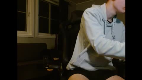 Oskar online show from November 1, 2025, 6:43 pm