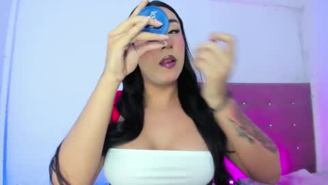 Maria   online show from November 25, 2025, 12:38 pm