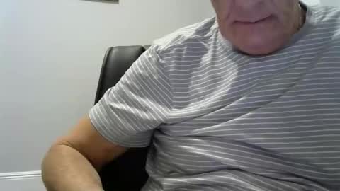 Ossi online show from February 15, 2026, 11:34 pm