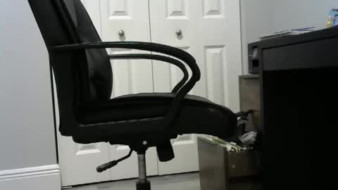 Ossi online show from February 17, 2026, 11:33 pm