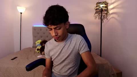 Snapshot of ostin_18hot chatting on October 11, 2025, 10:52 pm ostin 18hot online show from October 11, 2025, 10:52 pm