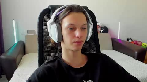 Ostin online show from February 20, 2026, 5:15 am