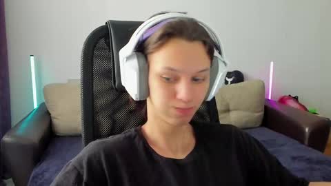 Ostin online show from March 2, 2026, 4:58 am