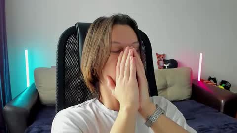 Ostin online show from March 20, 2026, 6:51 am