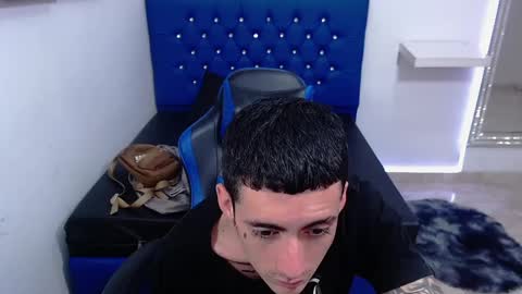 Snapshot of ostinmills chatting on December 3, 2024, 3:11 pm Ostin baby online show from December 3, 2024, 3:11 pm