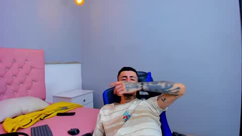 Snapshot of ostinmills chatting on December 10, 2024, 2:06 pm Ostin baby online show from December 10, 2024, 2:06 pm