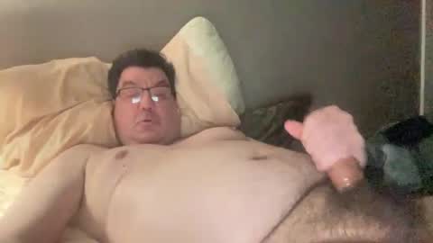 otter916 online show from December 27, 2024, 7:40 am