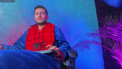 otter_wet online show from April 19, 2026, 5:51 am