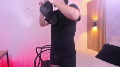 Otto Andrew online show from April 17, 2026, 7:55 am