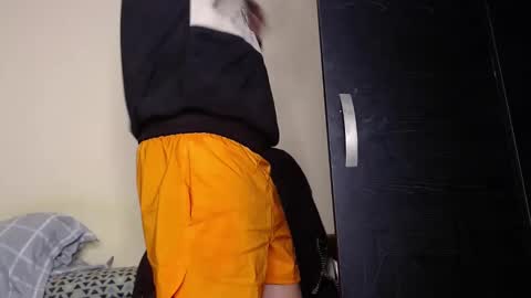 otto_stud online show from February 24, 2025, 4:16 am