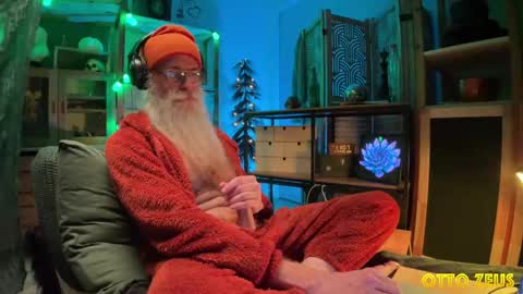 Snapshot of ottozeus chatting on January 18, 2025, 7:07 am Otto Zeus online show from January 18, 2025, 7:07 am