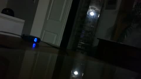 Snapshot of ouiostie chatting on December 6, 2024, 5:31 am Vraiment la online show from December 6, 2024, 5:31 am