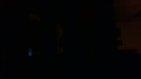 Snapshot of ouiostie chatting on December 6, 2024, 9:02 pm Vraiment la online show from December 6, 2024, 9:02 pm