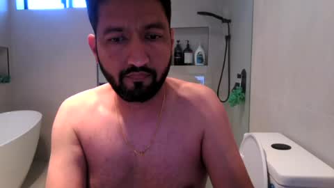 Snapshot of outdoornakedguy11_007 chatting on August 4, 2026, 3:43 am outdoornakedguy11_007 online show from August 4, 2026, 3:43 am