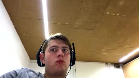 outflayd online show from November 23, 2025, 11:04 pm