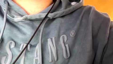 outflayd online show from November 26, 2025, 10:16 am