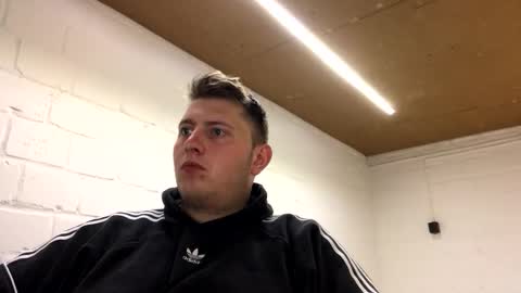 outflayd online show from March 28, 2026, 11:04 pm