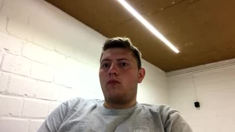 outflayd online show from April 8, 2026, 1:44 pm