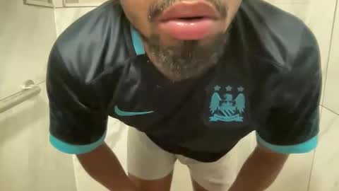 Snapshot of outofhisleague_ chatting on September 24, 2025, 4:38 am outofhisleague_ online show from September 24, 2025, 4:38 am