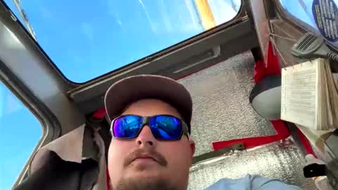 Snapshot of outoftown673 chatting on November 13, 2025, 4:06 pm outoftown673 online show from November 13, 2025, 4:06 pm