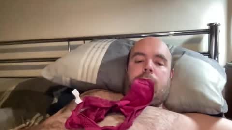 Owen2022 online show from February 4, 2026, 6:52 am