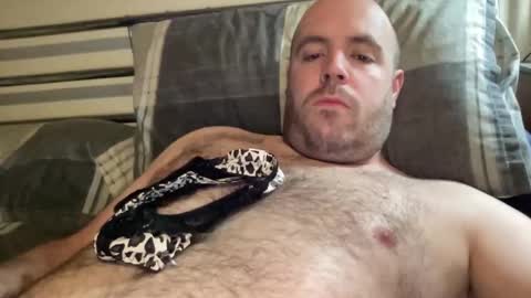 Owen2022 online show from February 18, 2026, 7:26 am