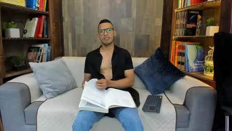 Owen online show from September 22, 2025, 11:23 am