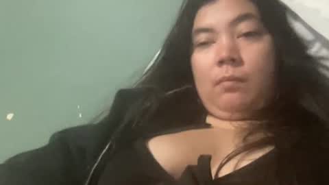 oxovickyoxo online show from October 15, 2025, 2:06 pm