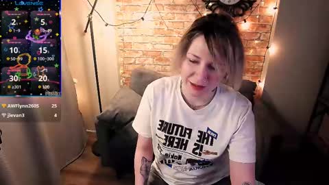 ozalin_green online show from March 2, 2025, 12:43 pm