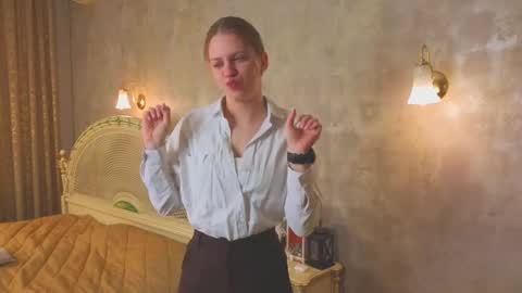 Call me Gabriela online show from January 16, 2026, 4:05 am