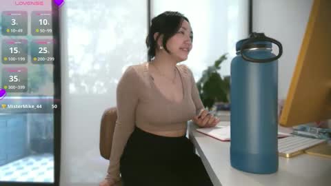 ozhmara online show from September 10, 2025, 3:34 pm