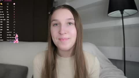 Caroline or just Lina online show from December 18, 2025, 1:11 am