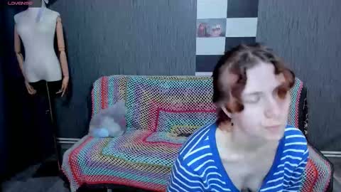 Ella online show from October 6, 2025, 7:17 am