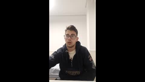 pabloherraizsoria1707 online show from February 14, 2026, 7:54 pm