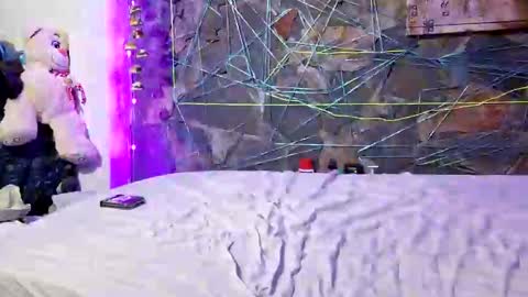 pablouyu online show from February 18, 2025, 6:48 am