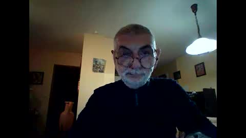 paca84 online show from February 19, 2025, 8:10 pm