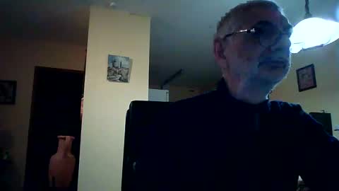paca84 online show from February 25, 2025, 9:35 pm