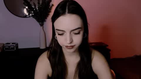 Iris online show from February 6, 2025, 3:41 pm