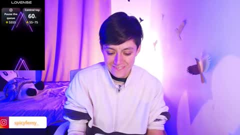 Fernanda online show from October 19, 2025, 8:37 am