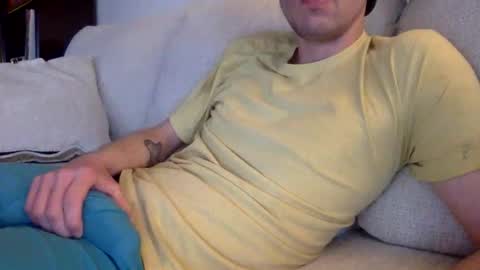 paintdude424 online show from February 20, 2025, 11:10 pm