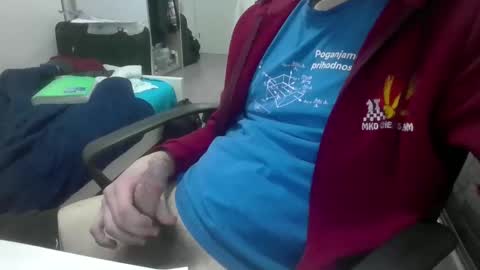 pere online show from April 16, 2026, 7:03 pm