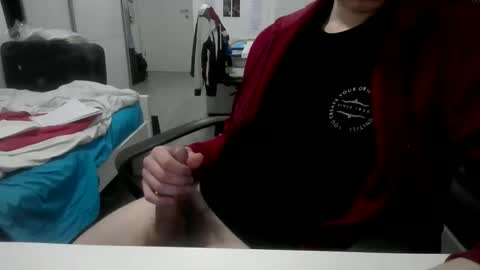 pere online show from May 8, 2026, 7:08 pm