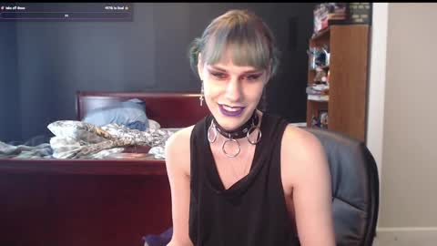 Snapshot of palaceofmalice chatting on December 17, 2024, 4:43 pm palaceofmalice online show from December 17, 2024, 4:43 pm