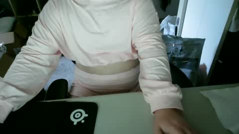 pale_prince67 online show from July 15, 2026, 3:17 pm