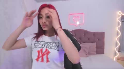 palmerfox_tay online show from September 14, 2025, 3:16 am