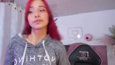 palmerfox_tay online show from October 19, 2025, 3:29 am